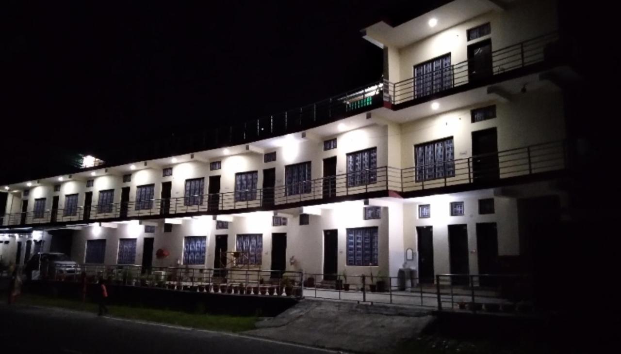 Hotel Vikram Palace Barkot Exterior foto